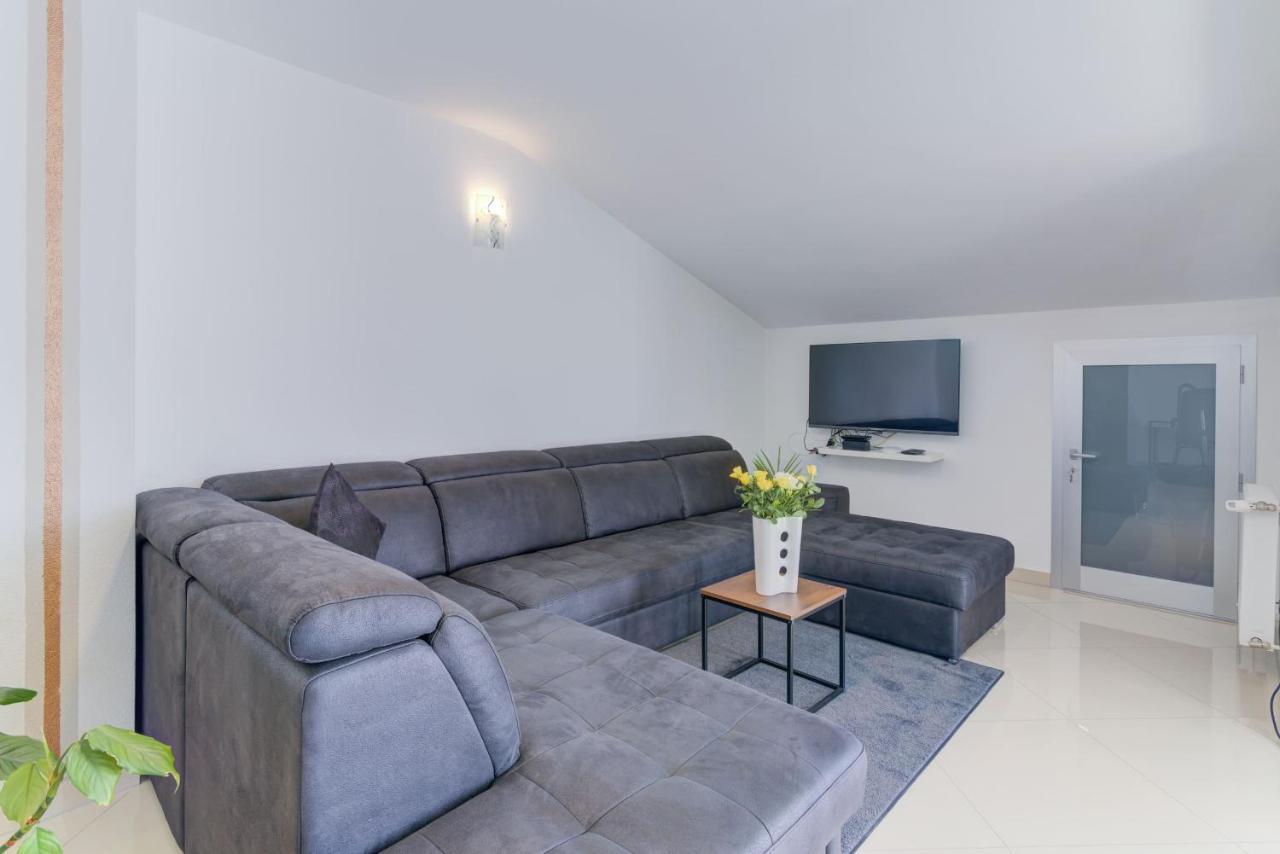 Apartment Cosic Green Klenovica Eksteriør bilde